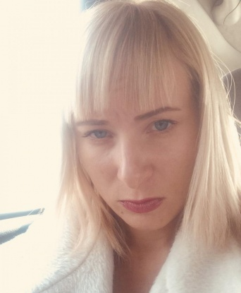 Сладкая кошечка ждет тебя в своем гнездышке. Горячая, как пламя, нежная, как роза. Приезжай и открой для себя новые грани наслаждения! 7774, 25 лет